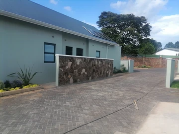 3 Bedroom Garden Flat