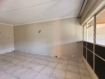 2 Bedroom Garden Flat