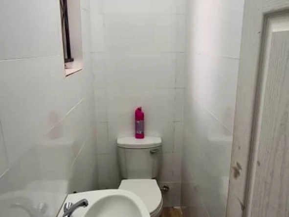 3 Bedroom Flat & Apartment