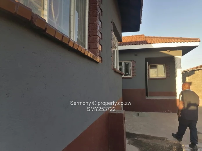 Massive Residential Property In Chipukutu Up For Grabs, 