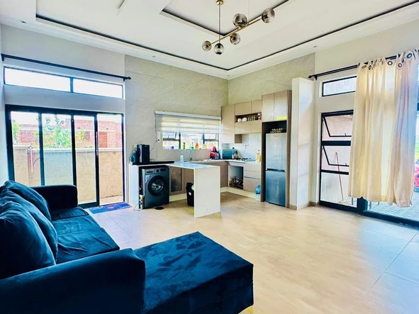 6 Bedroom Garden Flat