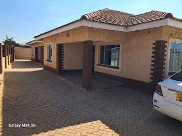 2 Unit Townhouse Complex