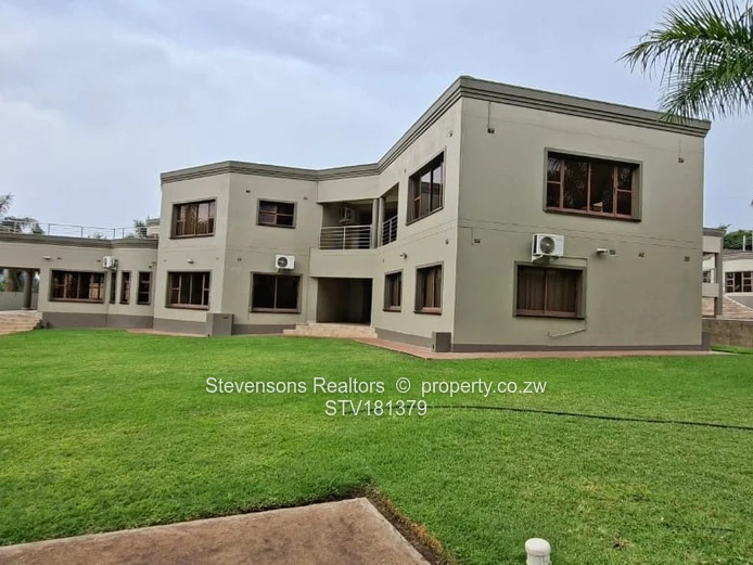 6-Bedroom Luxurious Rental in Shawasha Hills, Harare with Pool & Borehole!