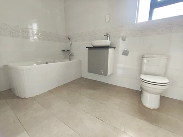 4 Unit Townhouse Complex