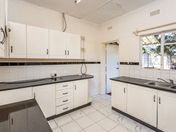 2 Bedroom Garden Flat