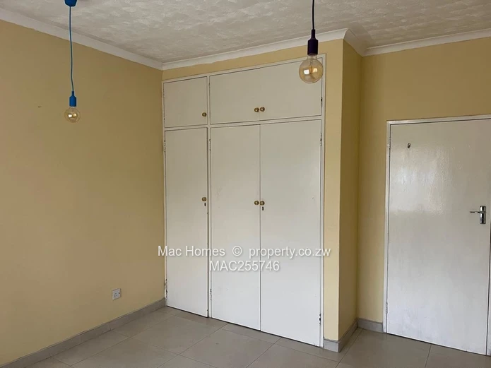 3-Bedroom Villa For Sale – Coronation Avenue