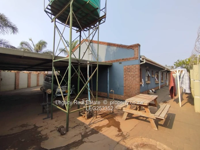 Exceptionally Finished and Palm-lined 4-Bed Bloomingdale Home with Borehole (Sole Mandate)