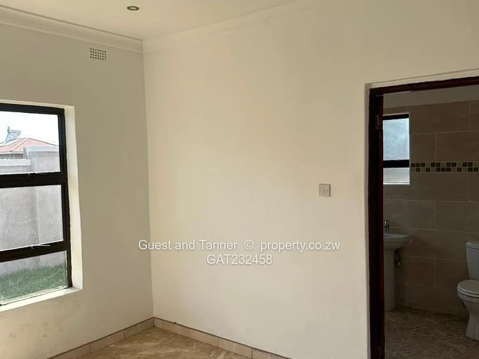 Luxury 5-Bedroom Home for Sale in Selbourne Park – Prime Location Near Bulawayo