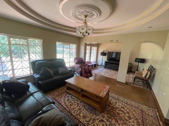 7 Bedroom House