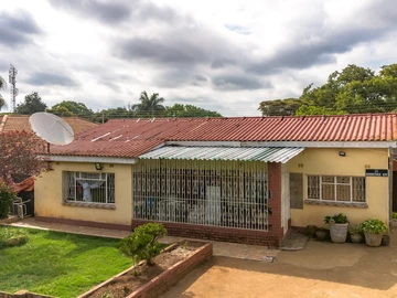 4 Bedroom Townhouse Complex