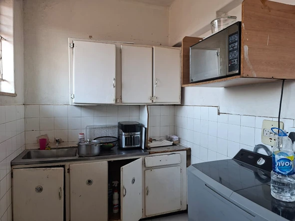 2 Bedroom Flat & Apartment