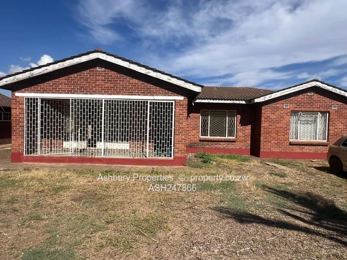 Greater Starter Home, Neat Spacious and Conveniently located