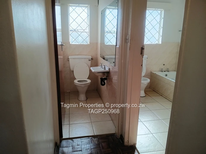 Modern 2-Bed fla for Rent in Sentosa Heights Complex (Roy road)