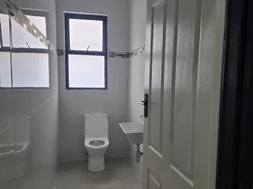 3 Unit Townhouse Complex