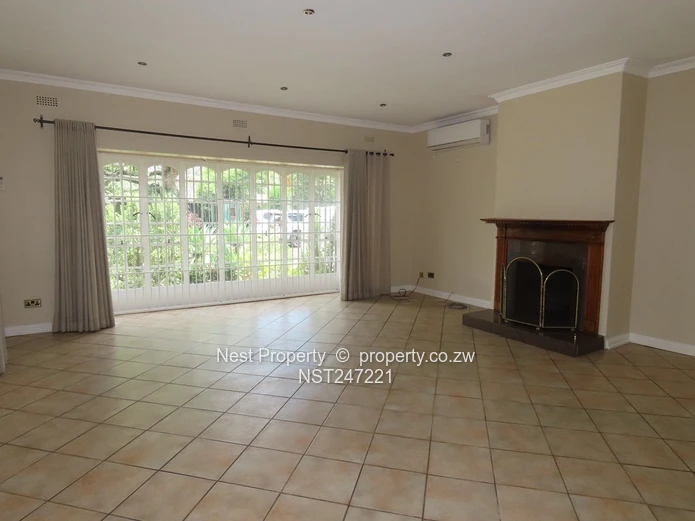 6 Bed Double Storey Splendour in Borrowdale!