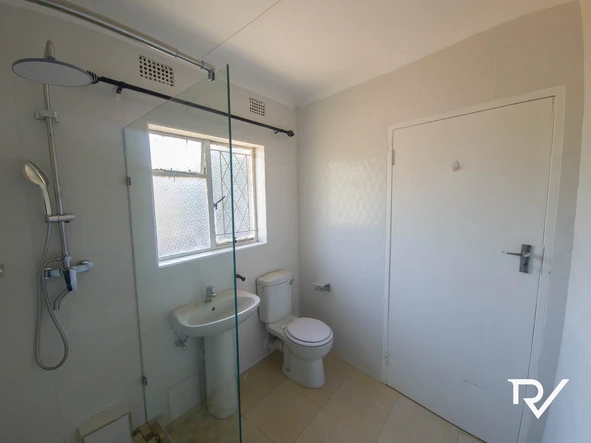 2 Bedroom Garden Flat