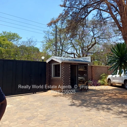 Prime Avondale Commercial Property To Let