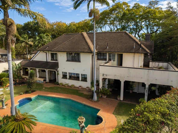 Classic Charm, Modern Comfort – A Masterpiece of Refined Living…