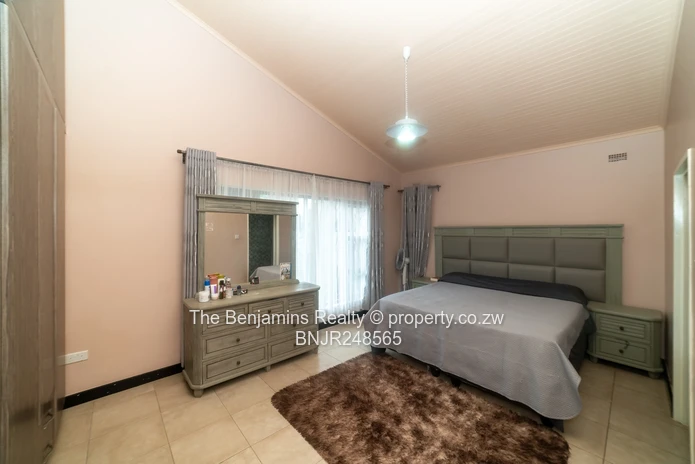 Spacious 3 Bedroom Apartment in Avondale