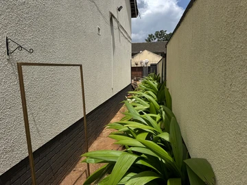 3 Bedroom Garden Flat