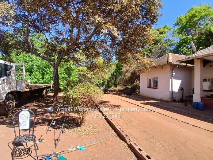 6936 Square Meters Of Land! 