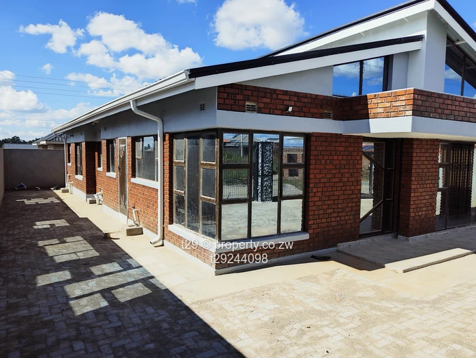 Mabvazuva Estate house for sale