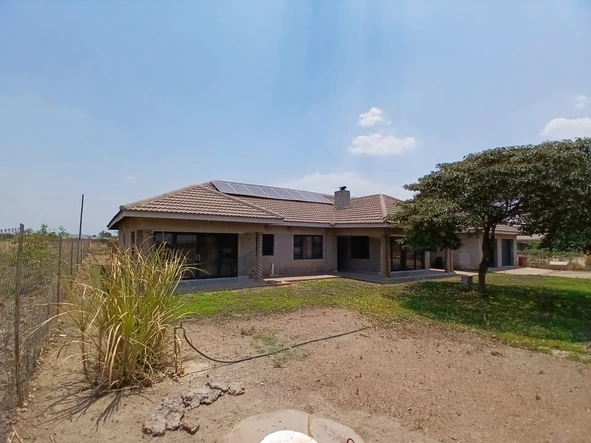5 Bedroom House