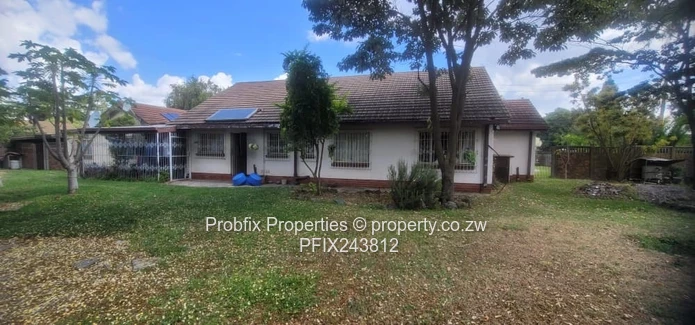  Spacious Family Home with Guest Wing & Cottage | Hatfield North