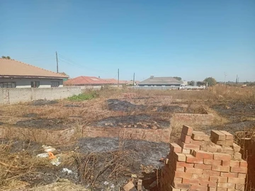 FULLY SERVICED STAND  538sqm ON BOX LEVEL
