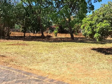 Stands & Residential Land