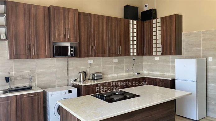 Stylish Living - 3 Bedroom Townhouse