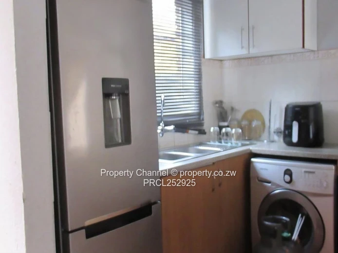 3 Bedroom Townhouse For Sale in Wilgeheuwel $75,000