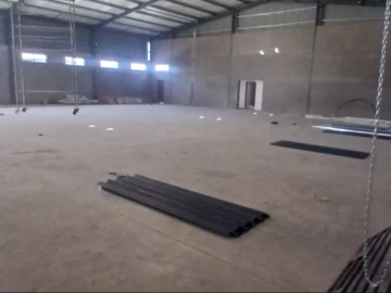 Warehouse & Factory