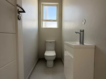 5 Unit Townhouse Complex