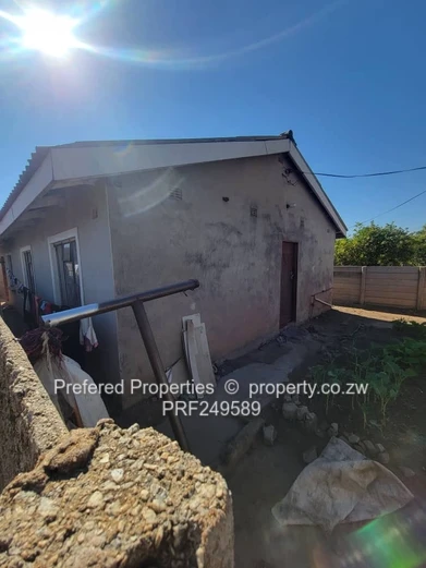 Walled 3-Bed Brick Home with Verandah in Kuwadzana