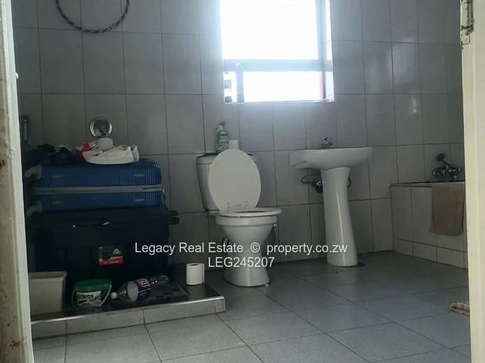 Well-Finished 3 Bedroom House With Solar & Borehole Setup In Karoi