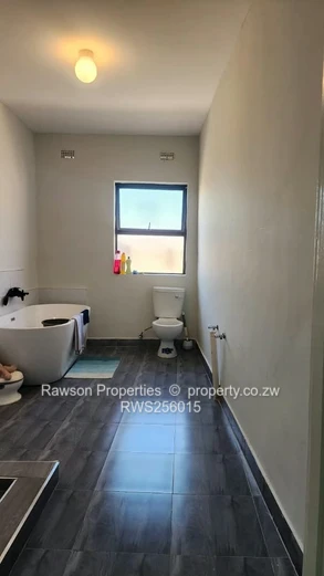 Mabvazuva 4 bedroom House For Sale