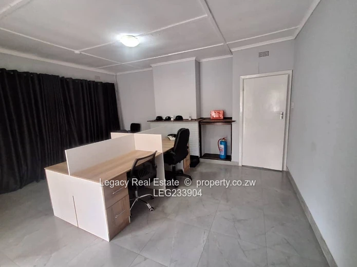 Avondale West – 3-Bedroom House for Sale