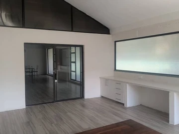 2 Bedroom Garden Flat