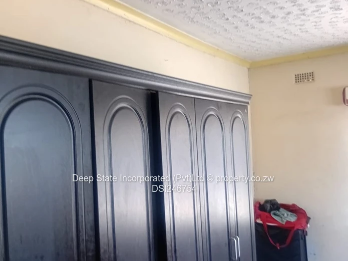 Chitungwiza Unit B House For Sale