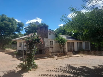 Spacious 4-Bedroom Home on Corner Stand in Redcliff 