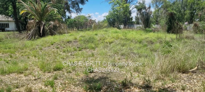 Prime land for sale in golf estate of Ruwa