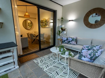 3 Bedroom Flat & Apartment