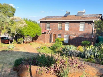 2 Bedroom Garden Flat