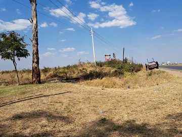 Commercial & Industrial Land