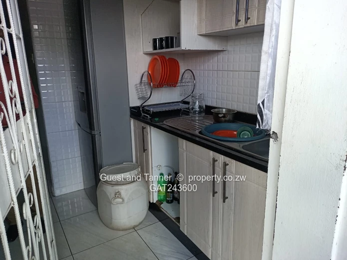 3 Bedroom Flat For Sale In Prospect