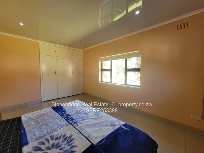 4 Bedroom House in Hillside For Sale
