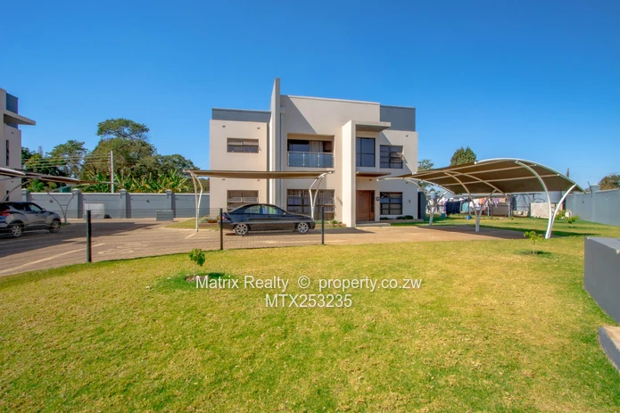 3 Bedroom Apartment to Rent in Greencroft