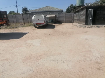 Commercial & Industrial Land
