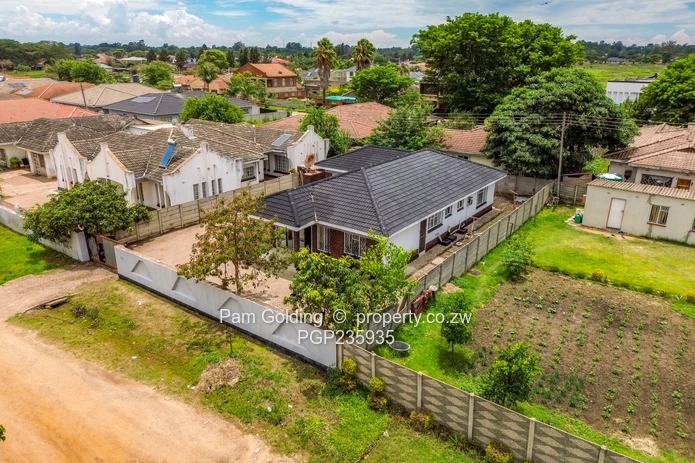 Neat Family Home for sale!!